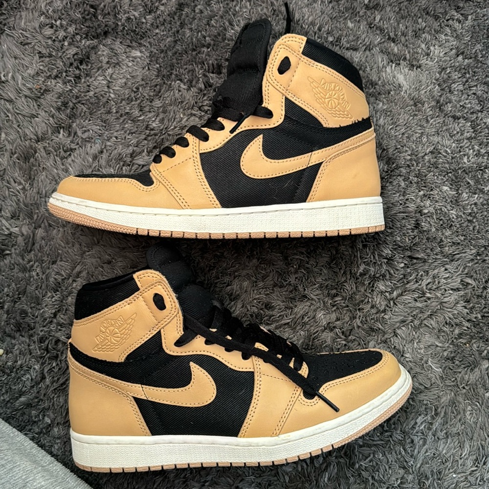 Jordan 1 Heirloom